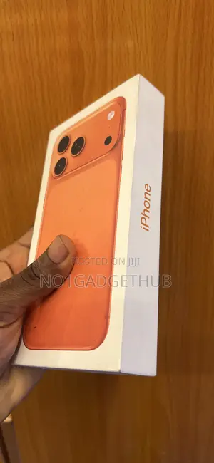 New Apple iPhone 17 Pro Max 1 TB Orange