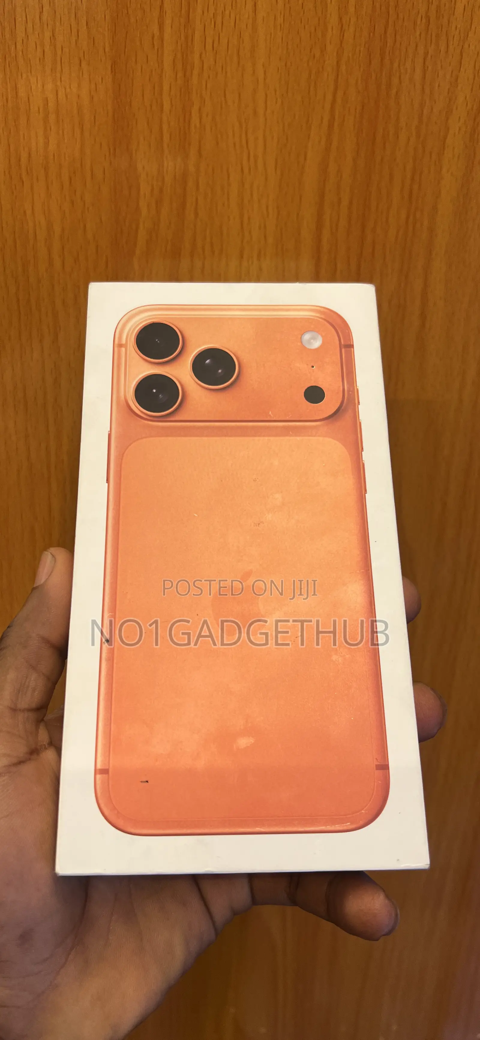 New Apple iPhone 17 Pro Max 1 TB Orange