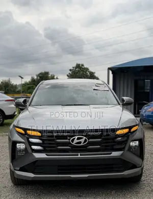 Hyundai Tucson SE 2026 Gray
