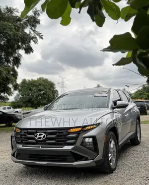Hyundai Tucson SE 2026 Gray