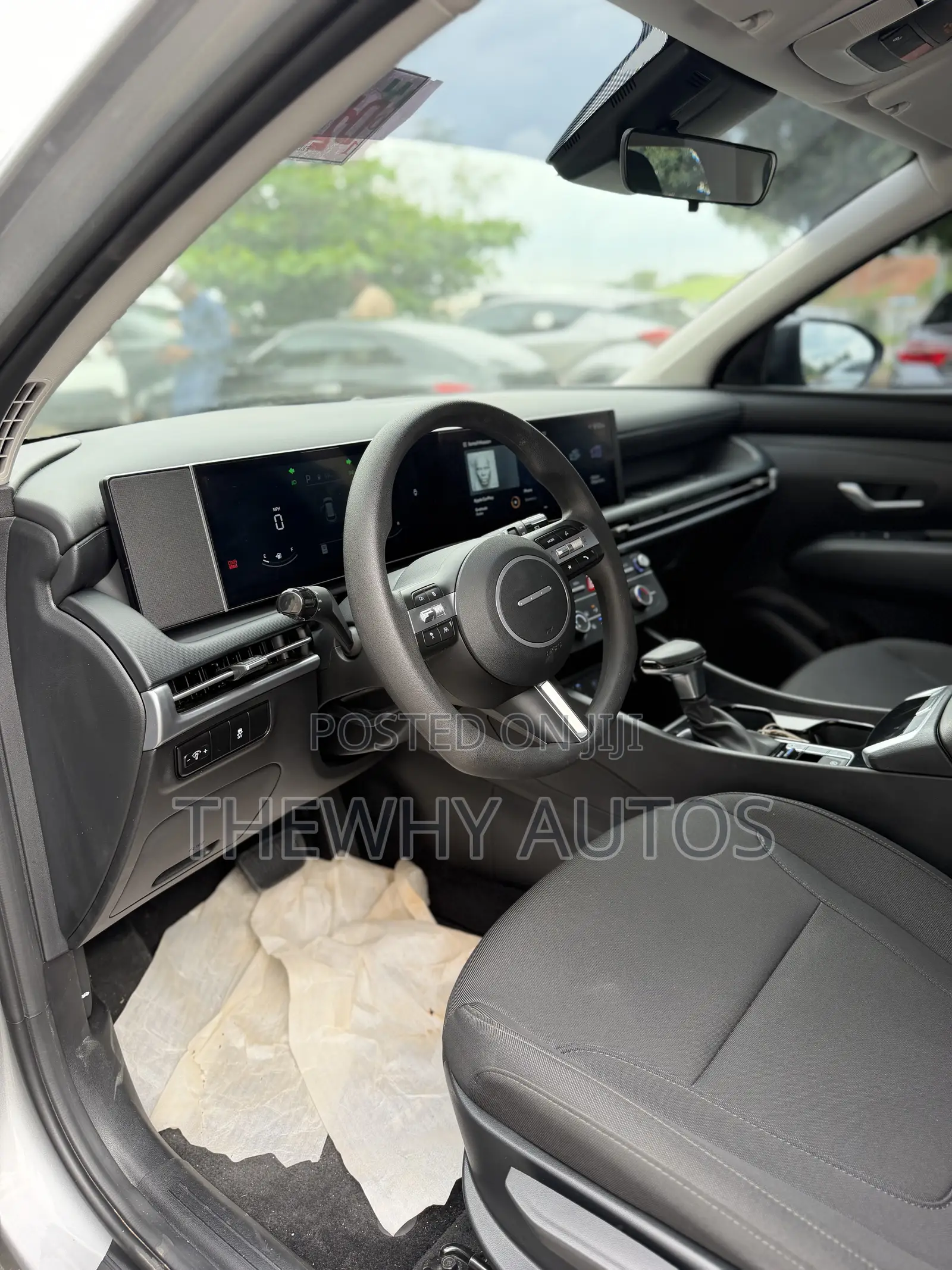 Hyundai Tucson SE 2026 Gray