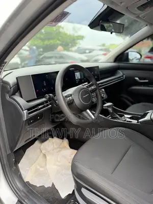 Hyundai Tucson SE 2026 Gray