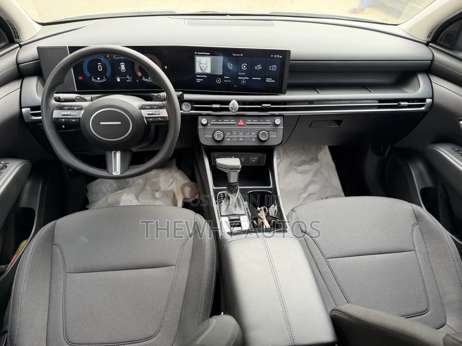 Hyundai Tucson SE 2026 Gray
