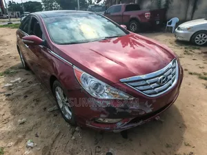 Hyundai Sonata GLS 4dr Sedan (2.4L 4cyl 6A) 2014 Red
