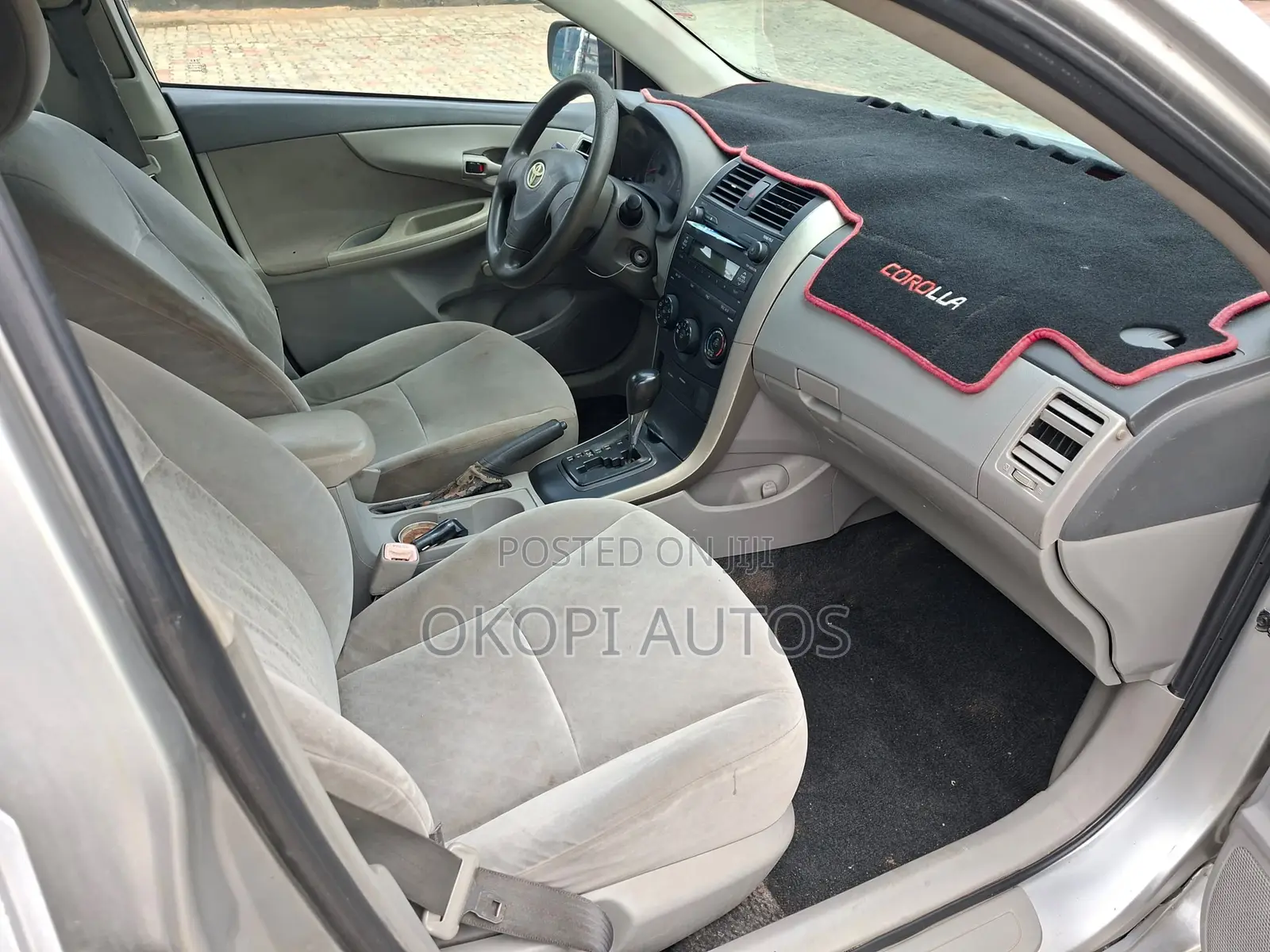 Toyota Corolla 2009 Silver