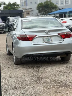 Toyota Camry 2015 Silver