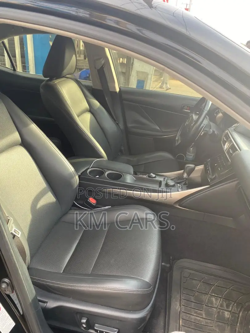 Lexus IS 2014 Black