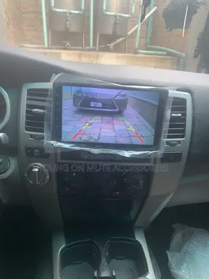 2002-2009 Toyota 4runner Android Navigation + Reverse Camera