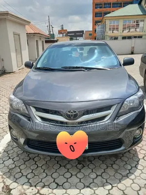 Toyota Corolla LE 4dr Sedan (1.8L 4cyl 4A) 2011 Gray