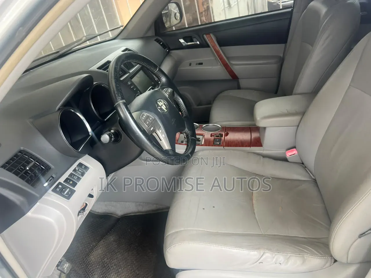 Toyota Highlander 2010 Silver