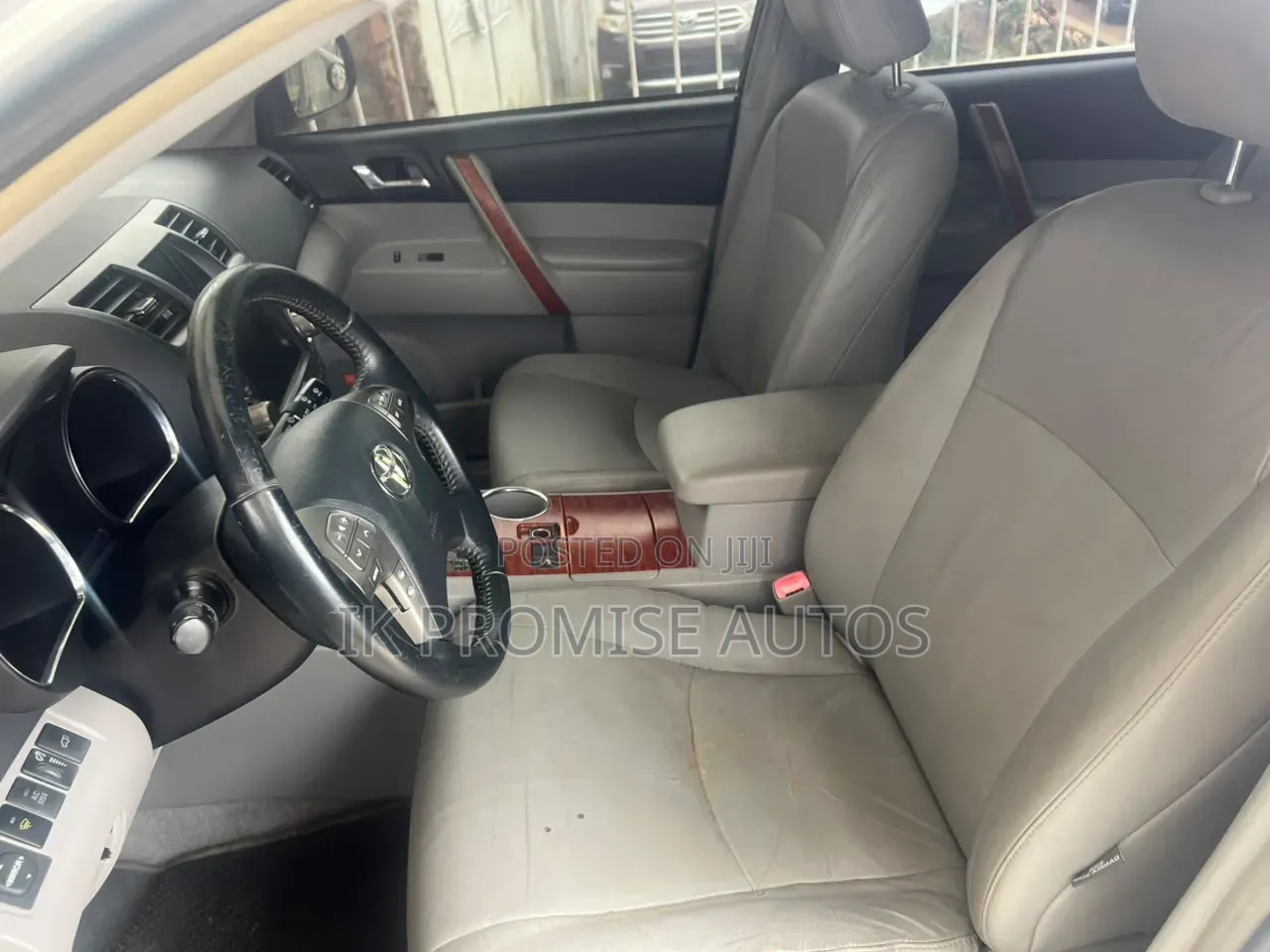 Toyota Highlander 2010 Silver
