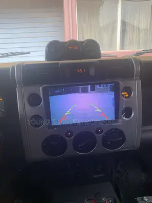 2008-2015 Toyota Fj Cruiser Android Navigation + Reverse Camera