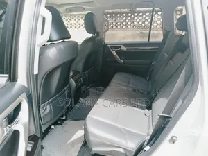 Lexus GX 2018 Silver
