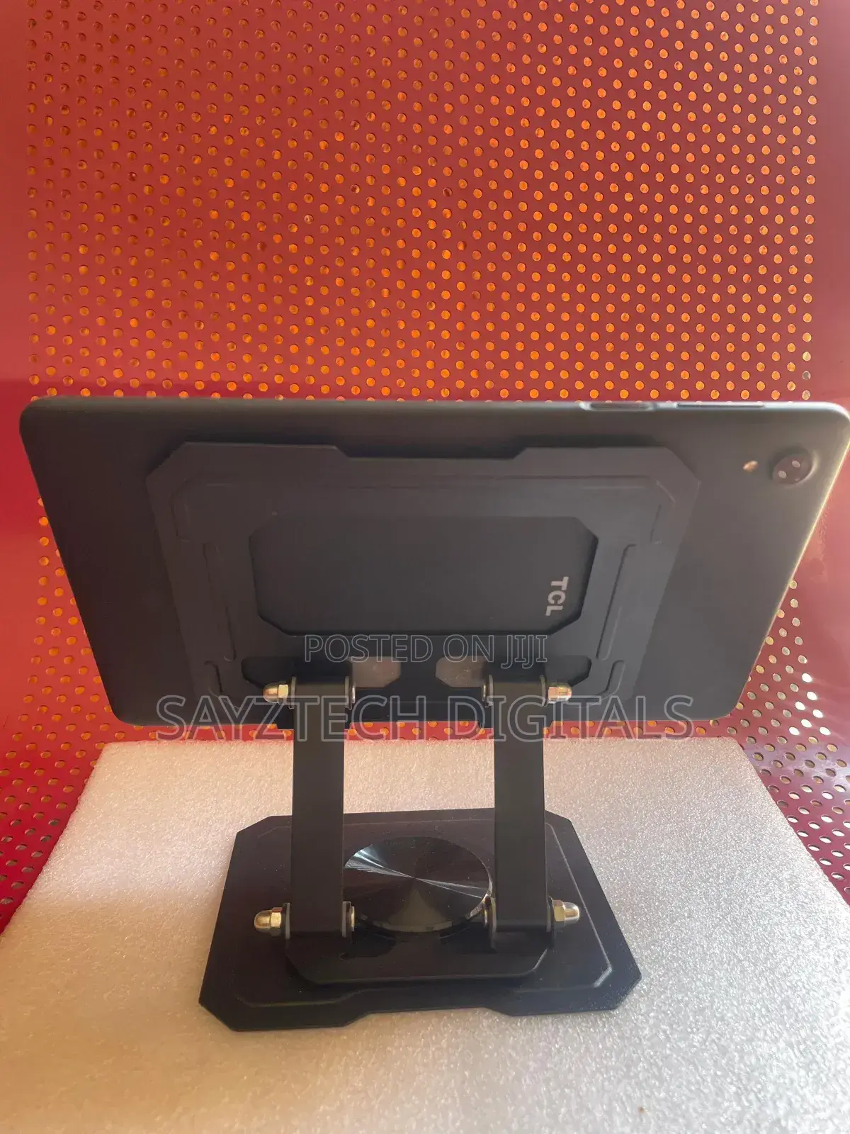 Rotatable (360•) Tablet Stand
