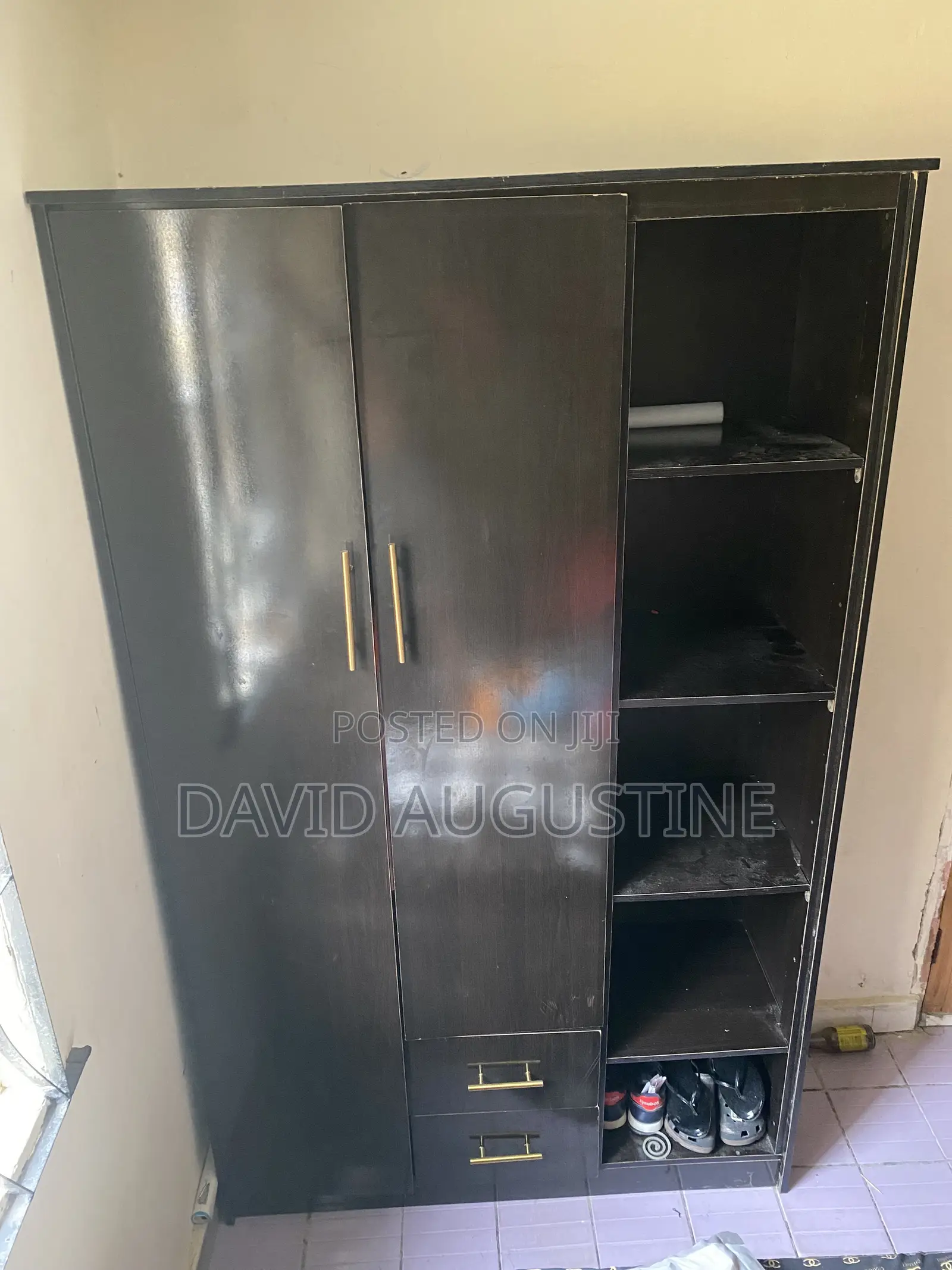 Clean Wardrobe
