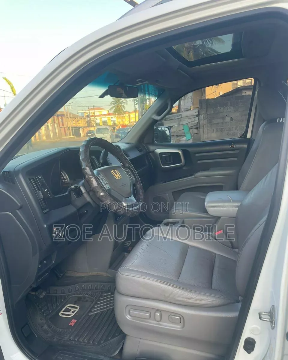 Honda Ridgeline 2011 White
