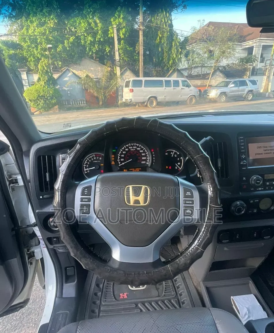 Honda Ridgeline 2011 White
