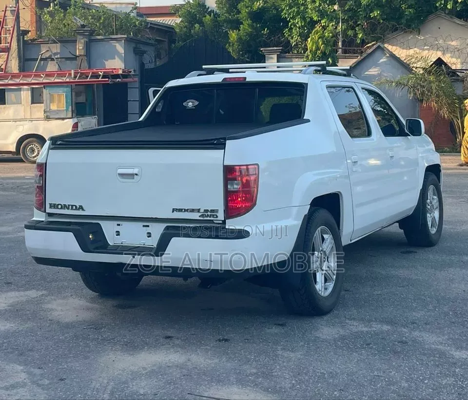 Honda Ridgeline 2011 White