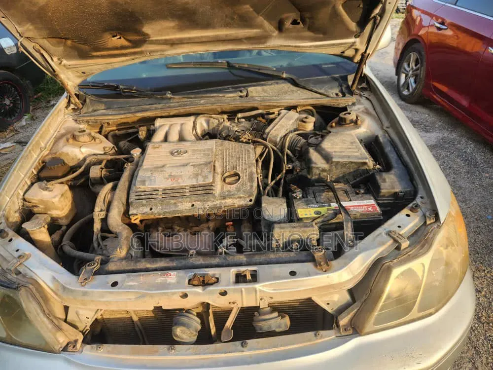 Toyota Avalon 2001 Silver