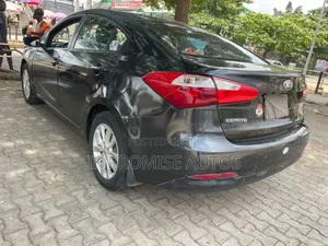 Kia Cerato 2015 Black