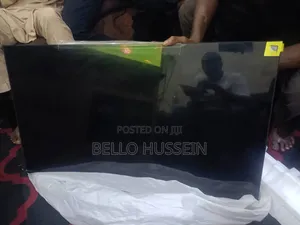 43 Inches Hisense Smart Tv