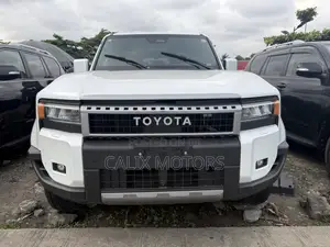 Toyota Land Cruiser 2025 White