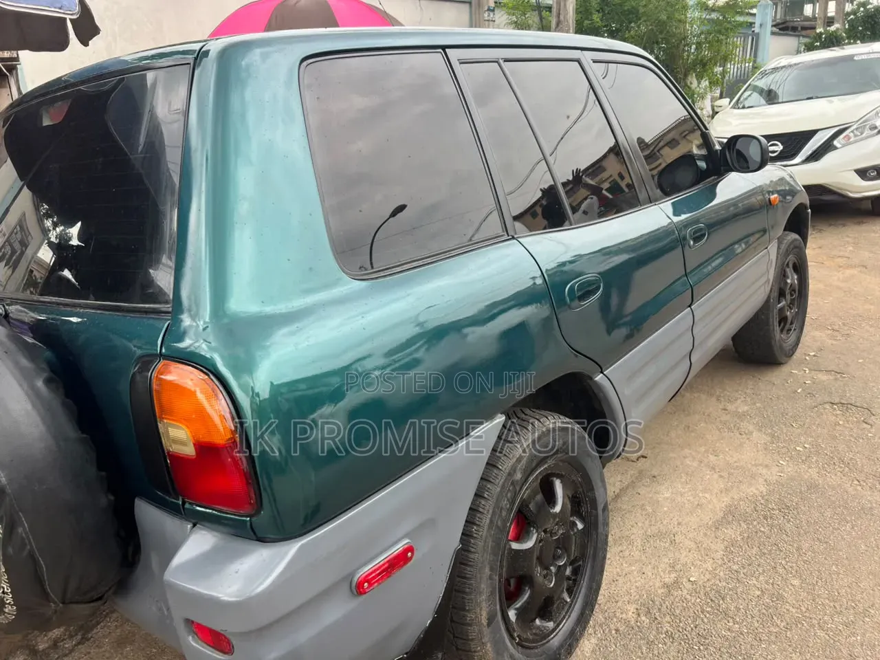 Toyota RAV4 1999 Blue