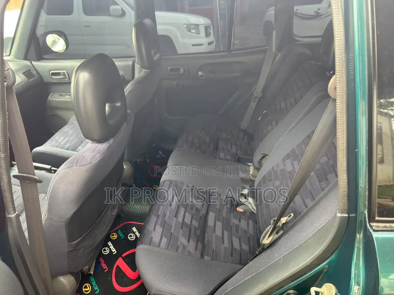 Toyota RAV4 1999 Blue