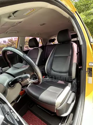 Kia Stonic 1.6 Diesel FWD 2018 Yellow