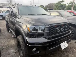 Toyota Tundra 2012 Black