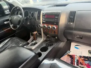 Toyota Tundra 2012 Black