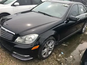 Mercedes-Benz C300 2012 Black