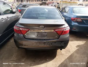 Toyota Camry LE 4dr Sedan (2.5L 4cyl 6A) 2015 Gray