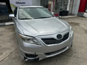 Toyota Camry 2010 Silver