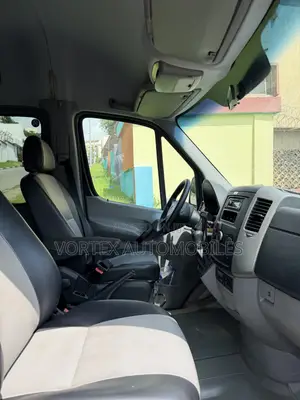 Mercedes-Benz Sprinter 2014 Black