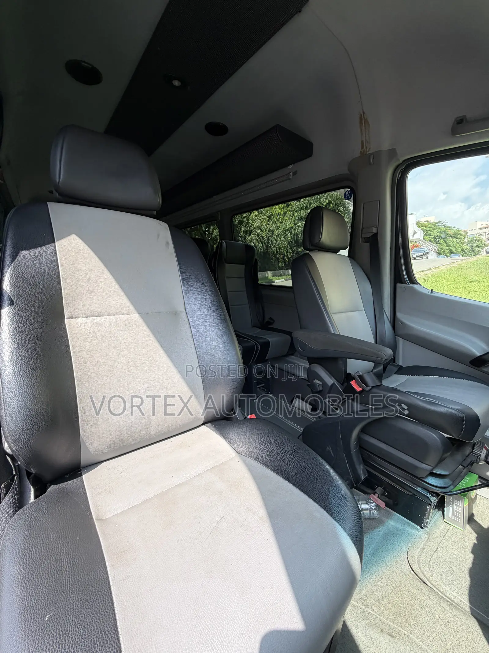 Mercedes-Benz Sprinter 2014 Black
