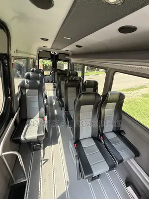 Mercedes-Benz Sprinter 2014 Black