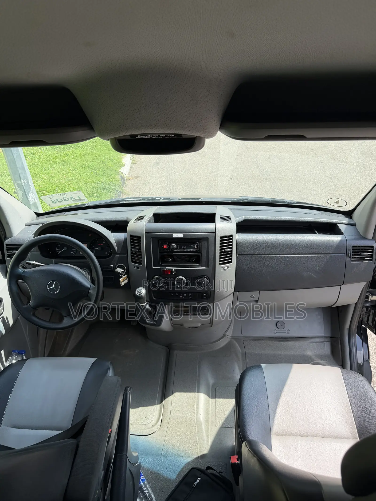 Mercedes-Benz Sprinter 2014 Black