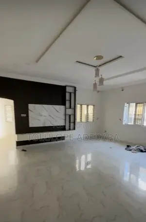 2bdrm Block of Flats in An Estate Along Von, Lugbe District for rent