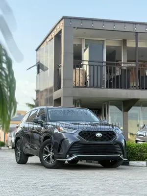 Toyota Highlander 2021 Gray