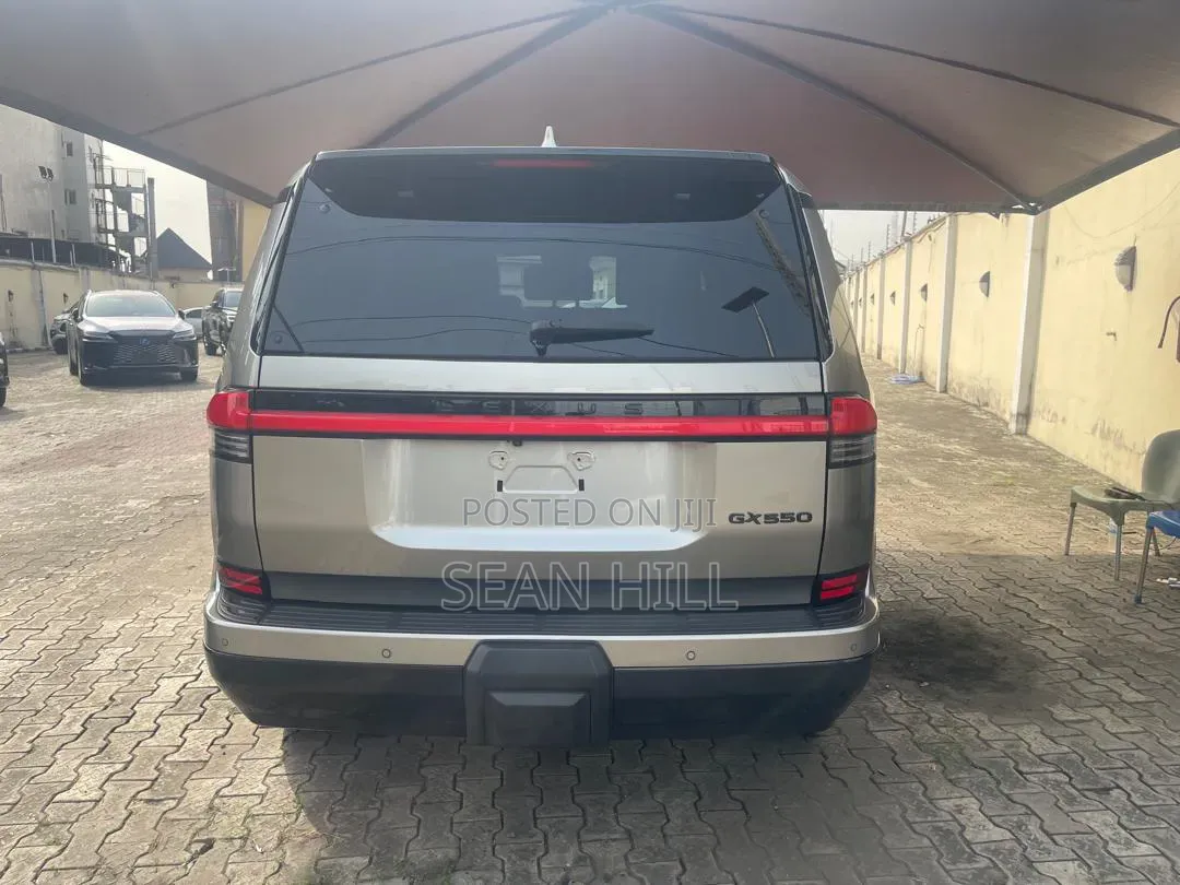 Lexus GX 2024 Beige