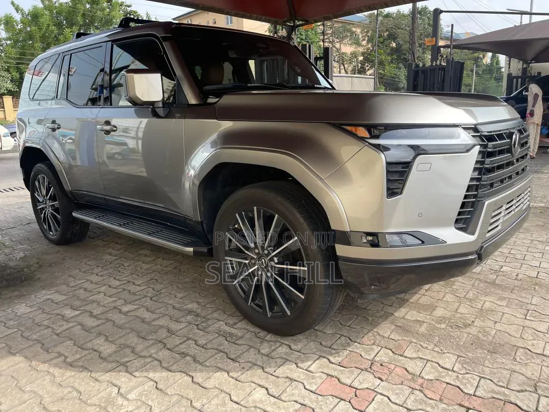Lexus GX 2024 Beige