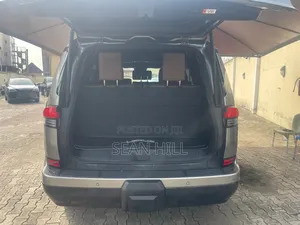 Lexus GX 2024 Beige