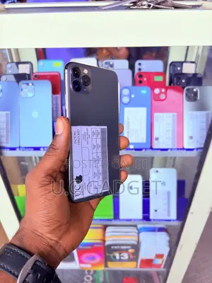 Apple iPhone 11 Pro Max 64 GB Black