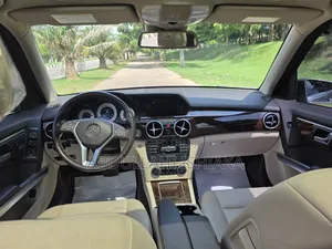 Mercedes-Benz GLK-Class 2015 Gold
