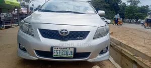 Toyota Corolla 2010 Silver