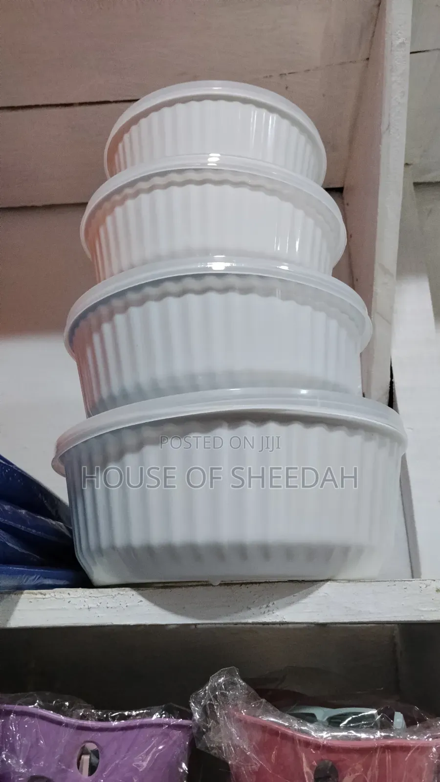 4 -Piece Fluted Bowl Nesting Set With Plastic Storage Lids.