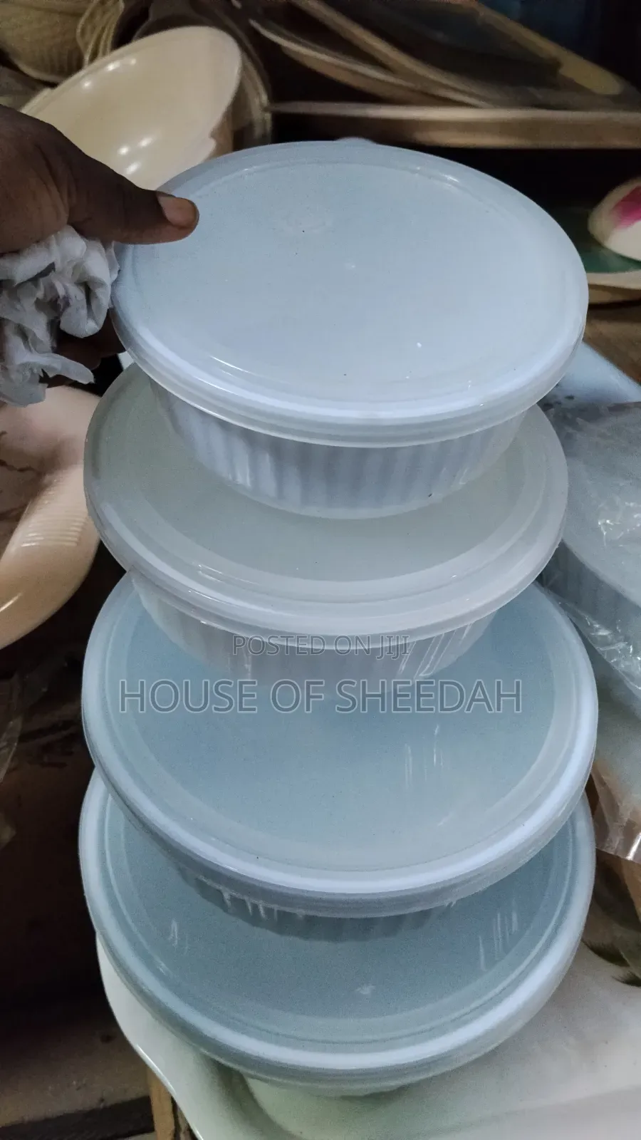 4 -Piece Fluted Bowl Nesting Set With Plastic Storage Lids.