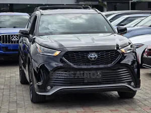Toyota Highlander 2024 Black