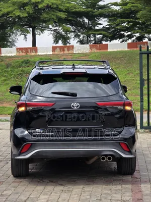 Toyota Highlander 2024 Black